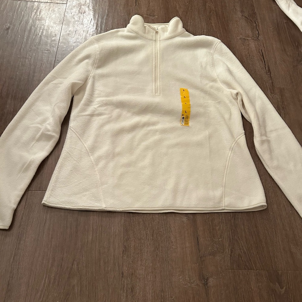 NWT White Quarter-Zip Fleece Pullover